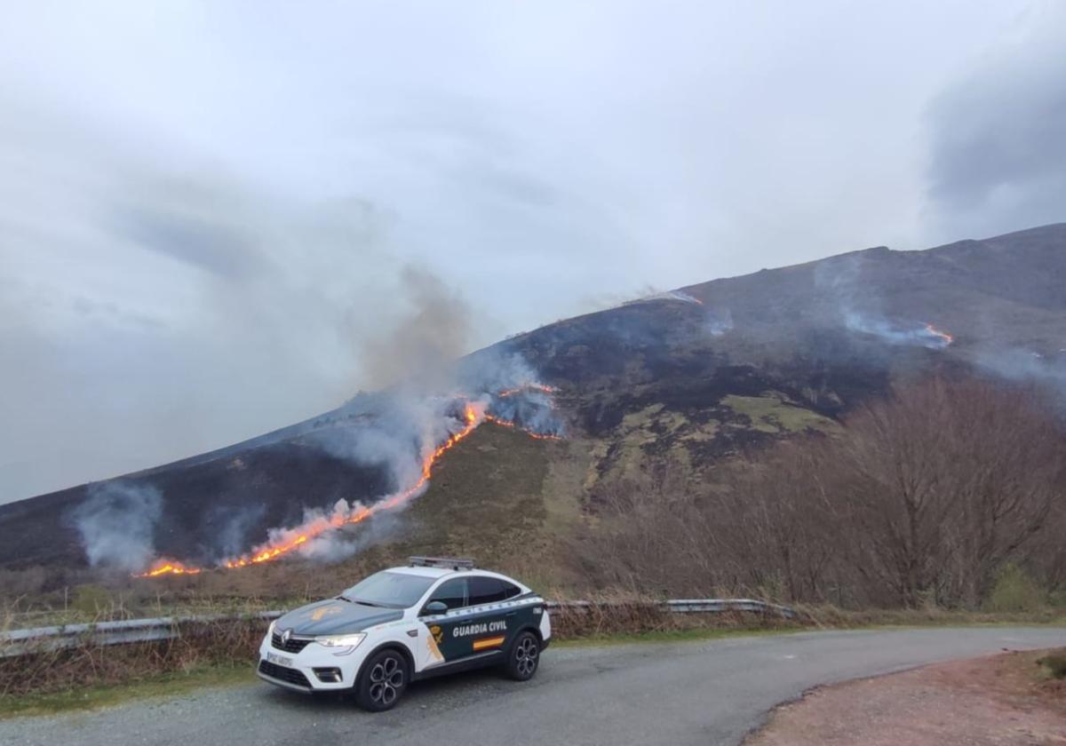 Incendio forestal en Baztan