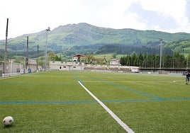 Campo de Azkoagain donde juega el Aloña Mendi
