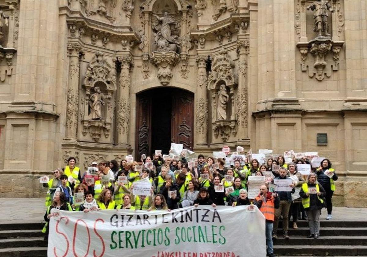 Las trabajadoras de los servicios sociales de Donostia convocan cinco días de huelga