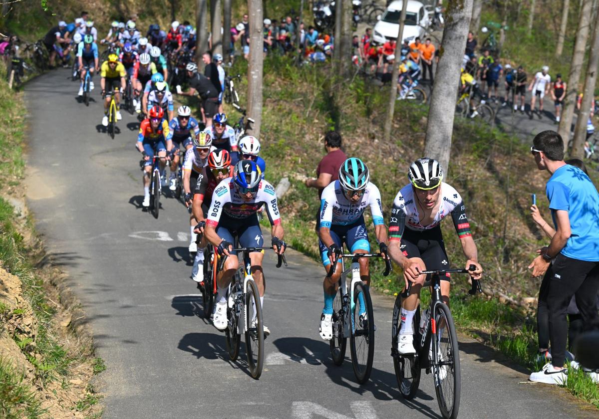 Clasificación general y de la etapa 3 de la Itzulia: Zarautz - Beasain