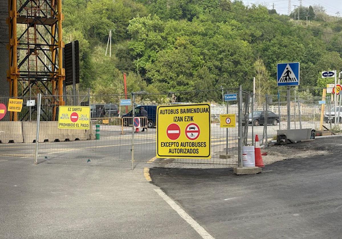 Vecinos de Loiola contrarios a las decisiones de Movilidad por las obras de la zona