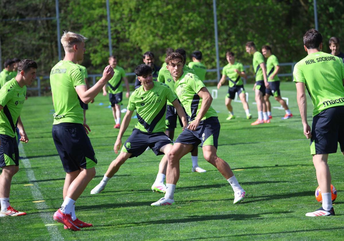 Goti, en el entrenamiento de este viernes con el primer equipo