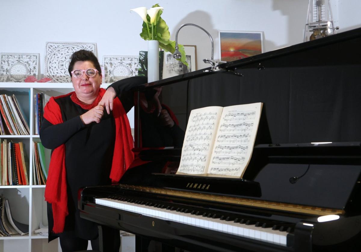 «Musika gogorra da. Alta, oinarria serio harturik, plazer bidelagun ere»