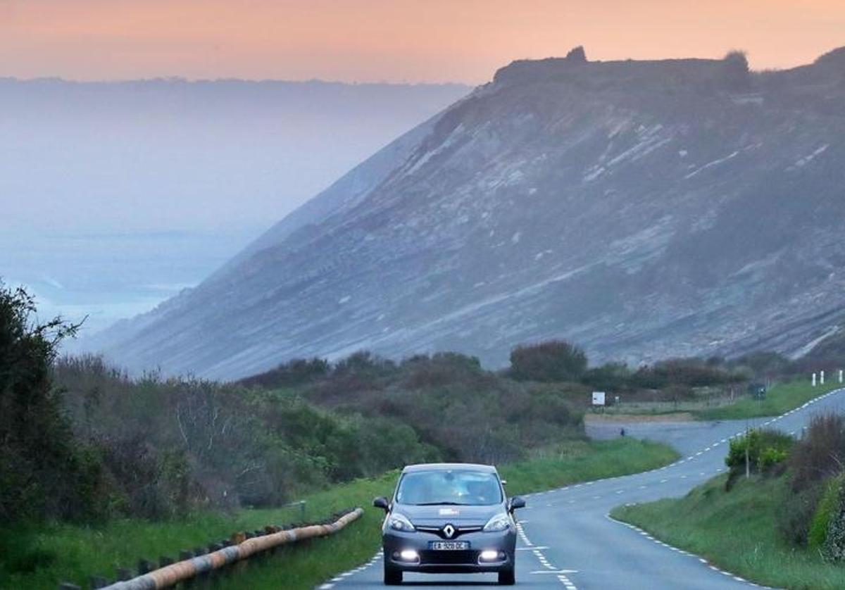 Reabren la carretera de la Corniche