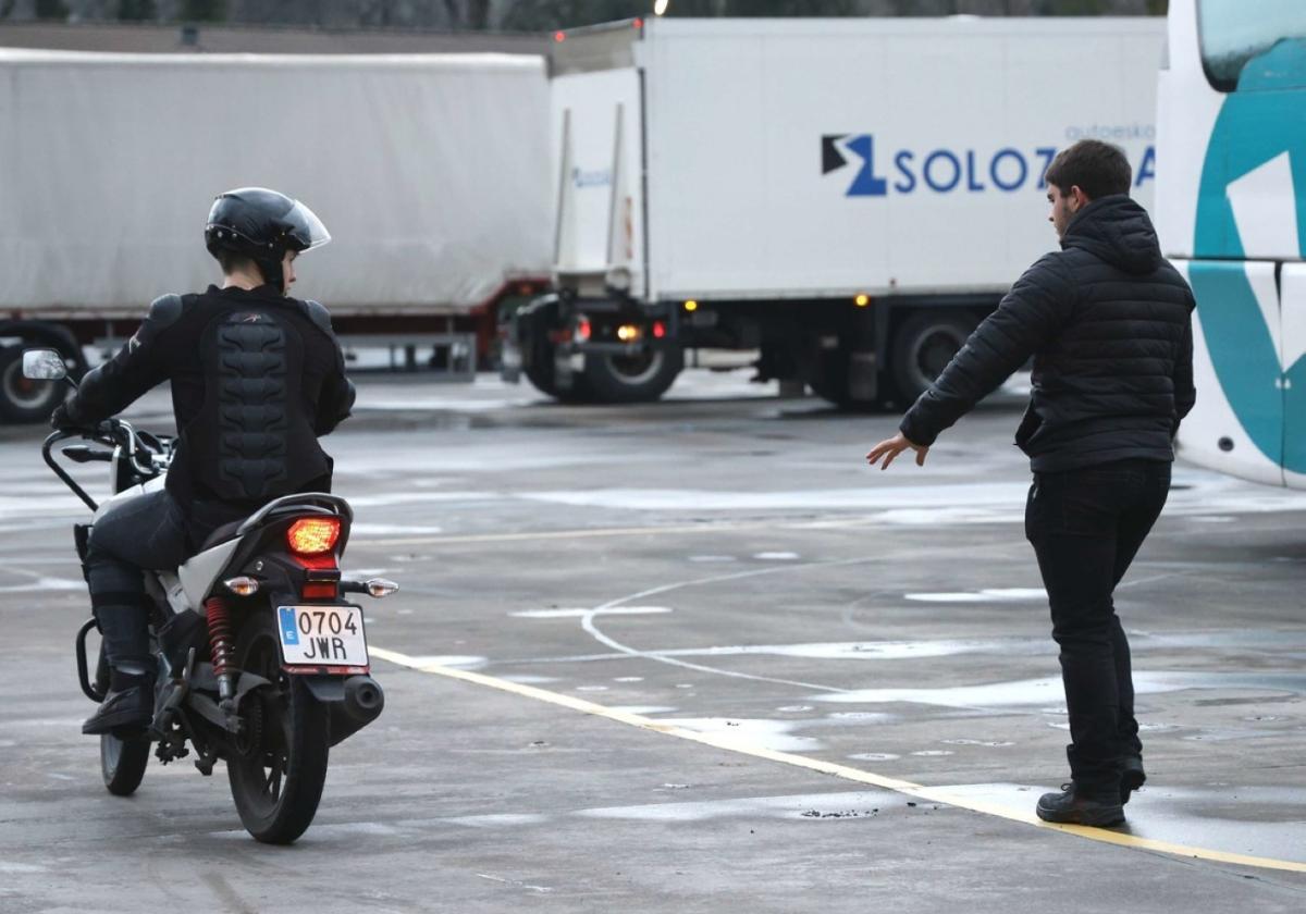 El Consistorio pagará la mitad de la matrícula a quienes obtengan el carné de conducir en euskera