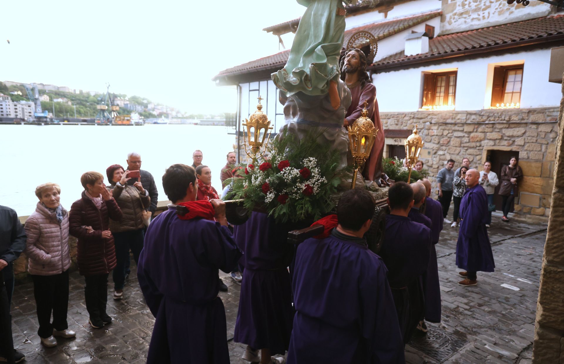 La procesión en Pasai Donibane