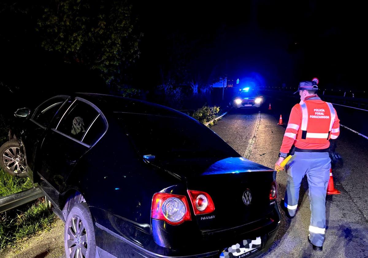 Choca su vehículo y se da a la fuga corriendo por plena A-15