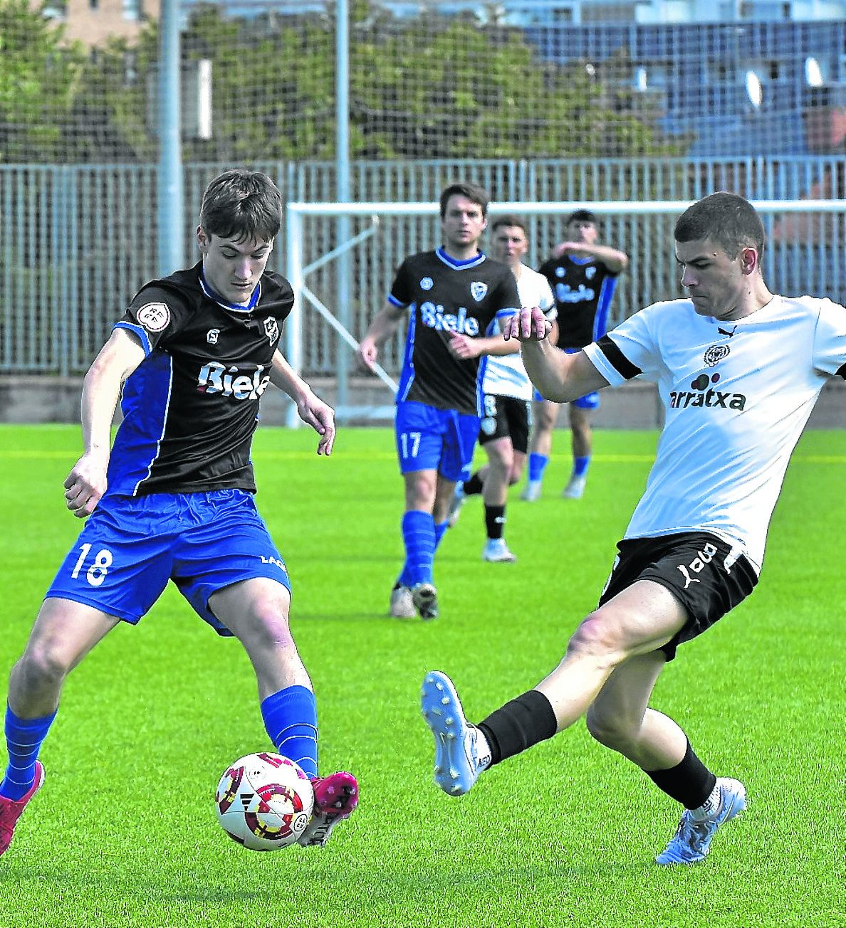 Victoria aplastante del Lagun Onak en Gasteiz que goleó 0-5 al San Ignacio