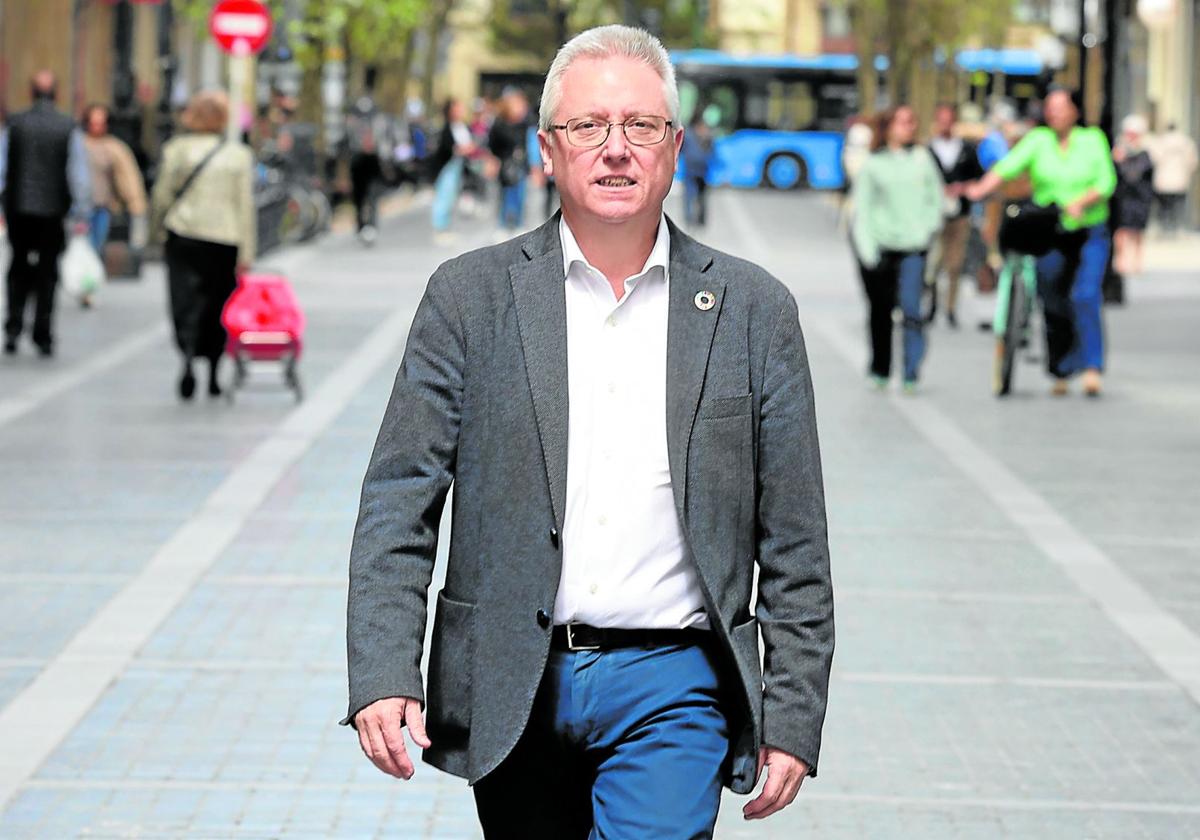 «El lehendakari se tenía que haber mantenido fuera de las urgencias internas del PNV en la opción del TAV por Ezkio»