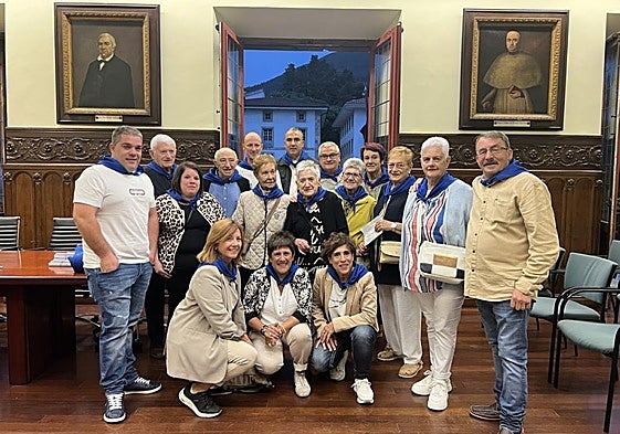 Los vecinos y vecinas de San Martín ejercieron el año pasado de fantásticos pregoneros de las fiestas.