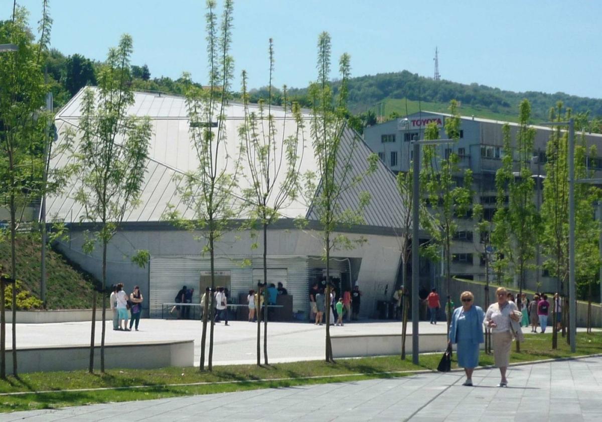La cantina de Ibaiondo y los bares de dos hogares de jubilados salen a licitación pública