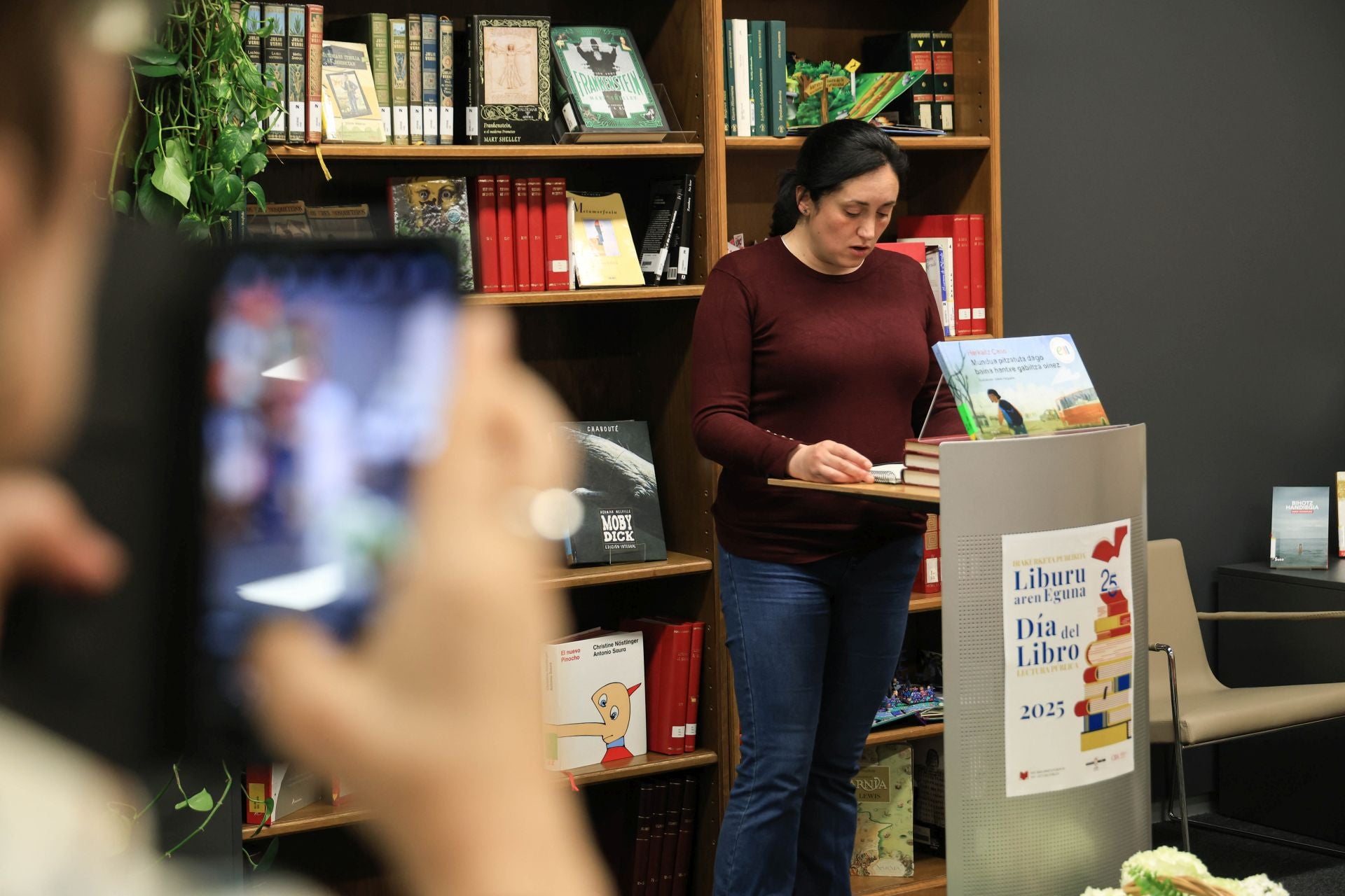 Pasión por la lectura en la Feria del Libro