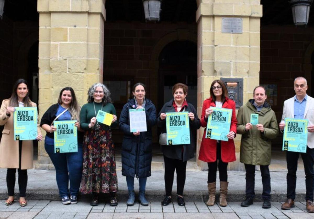 El Ayuntamiento de Errenteria presenta una campaña a favor de unas fiestas sin violencia machista