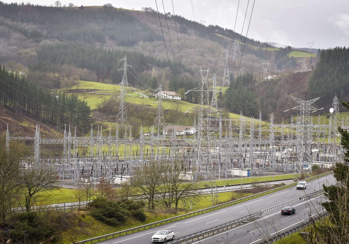 El Gobierno mejorará la electrificación de la industria de Gipuzkoa dentro de un plan estatal