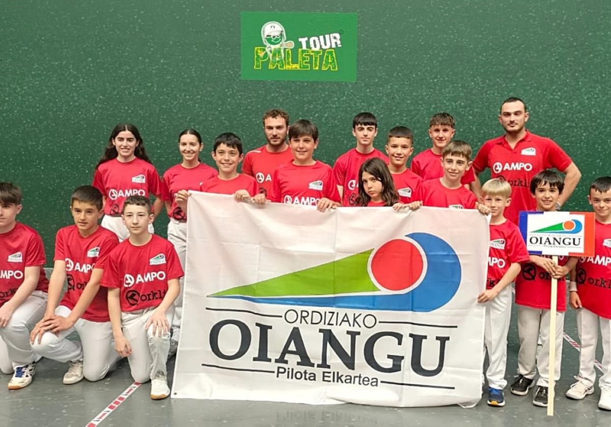 Pauko Paleta Tour txapelketan hirugarren geratu da Oiangu elkartea