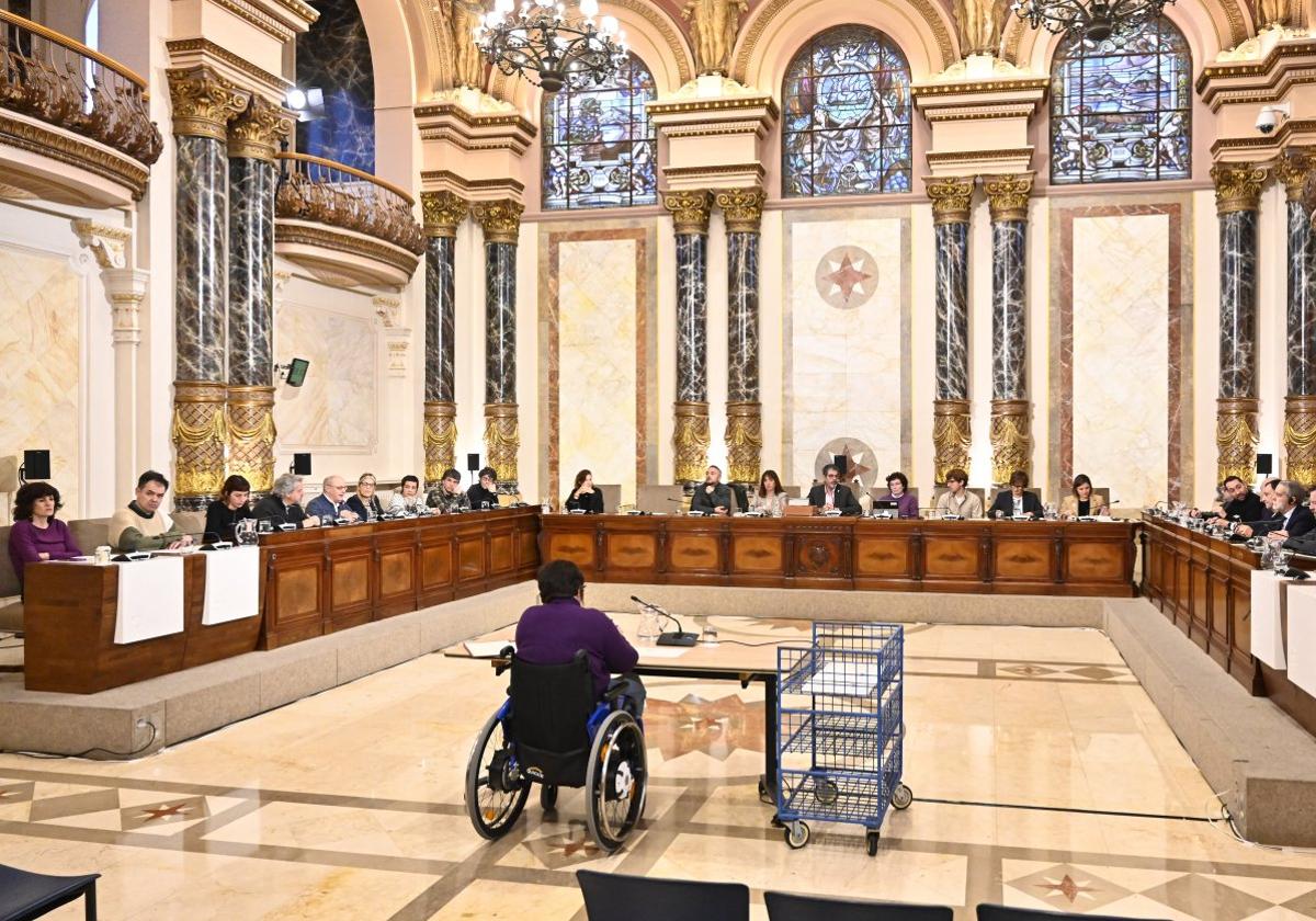 Cargos políticos y personal directivo municipal de Donostia cumplirán un nuevo código ético y de conducta