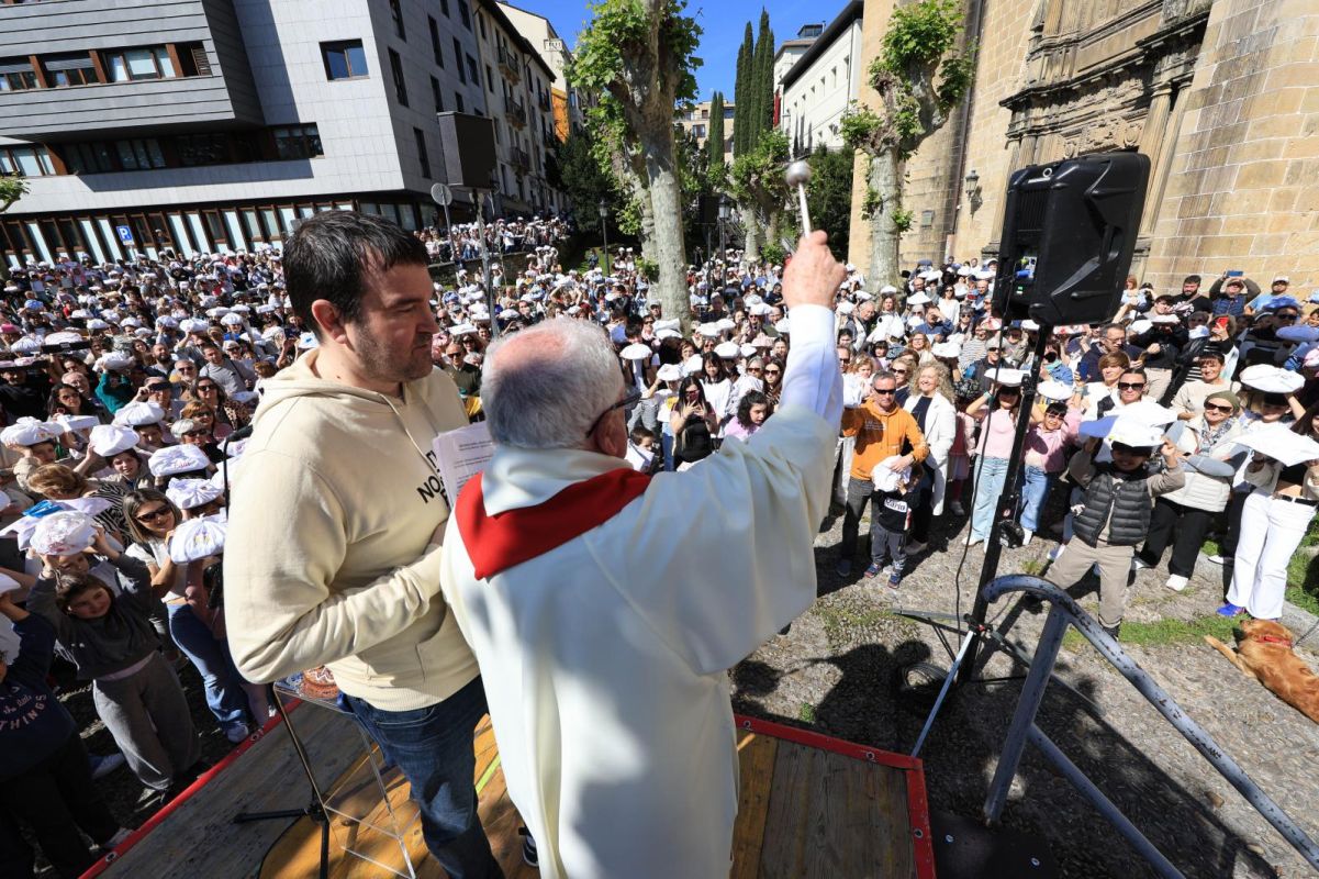 El día de la Opila, una jornada festiva en Irun y Hondarribia