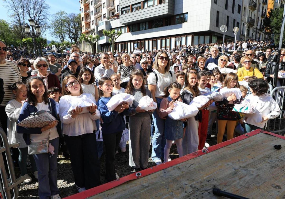 El día de la Opila, una jornada festiva en Irun y Hondarribia