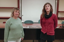 Ainara Elicechea y Rebeka Parras informaron del inicio del período de prematriculación.