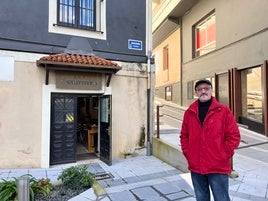 Gonzalo Gil ante la sociedad Galeperra.