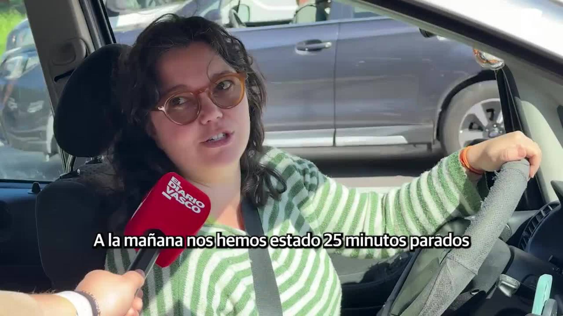 Caos y división de opiniones en el primer día de la plaza Aita Donostia del barrio donostiarra de Amara