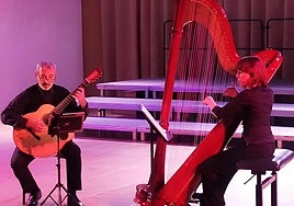 El dúo Telyn Gitar será uno de los protagonistas del doble concierto del viernes.