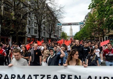 EHKS vuelve a exhibir músculo al movilizar a miles de personas en Bilbao por el día de los trabajadores