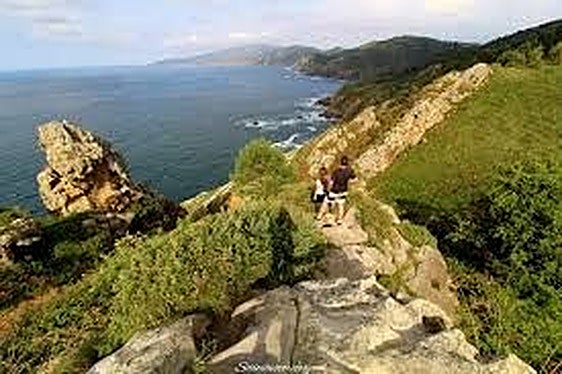 El donostiarra monte Ulia acogerá en un par de semanas una fiesta por los 75 años del CVCE.