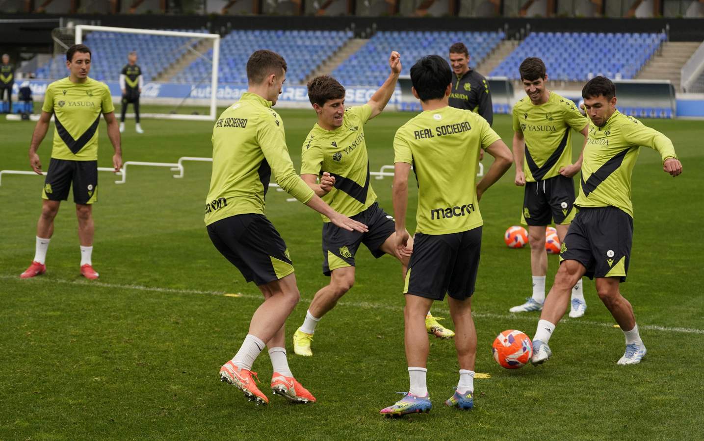 La Real Sociedad prepara el derbi