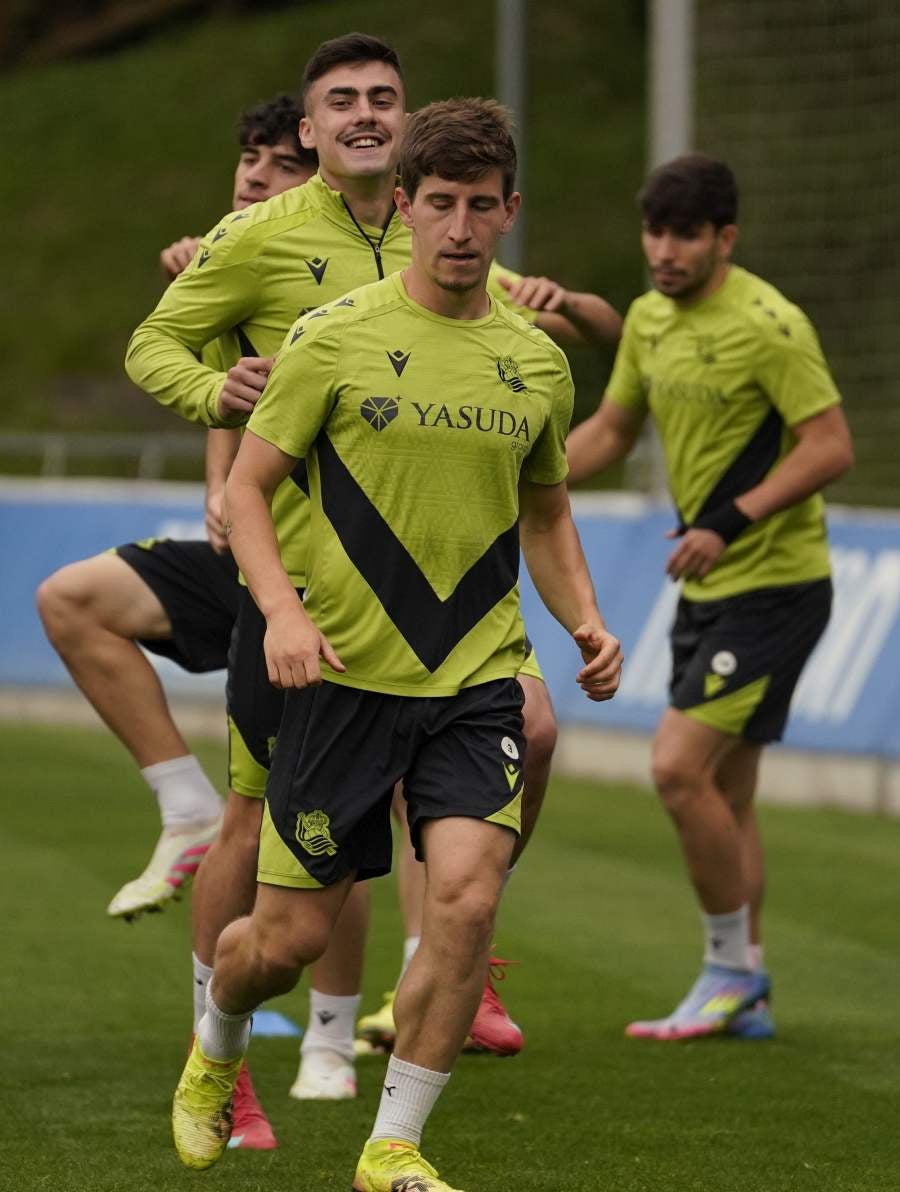 La Real Sociedad prepara el derbi