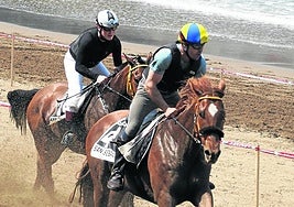 Eneko Urbieta, a la cabeza de la carrera.