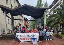 Presentación de las 2.355 realizada esta mañana en la plaza Areizaga-Kalebarren