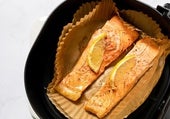 Por qué poner papel de horno en la freidora de aire es una mala idea según su creador