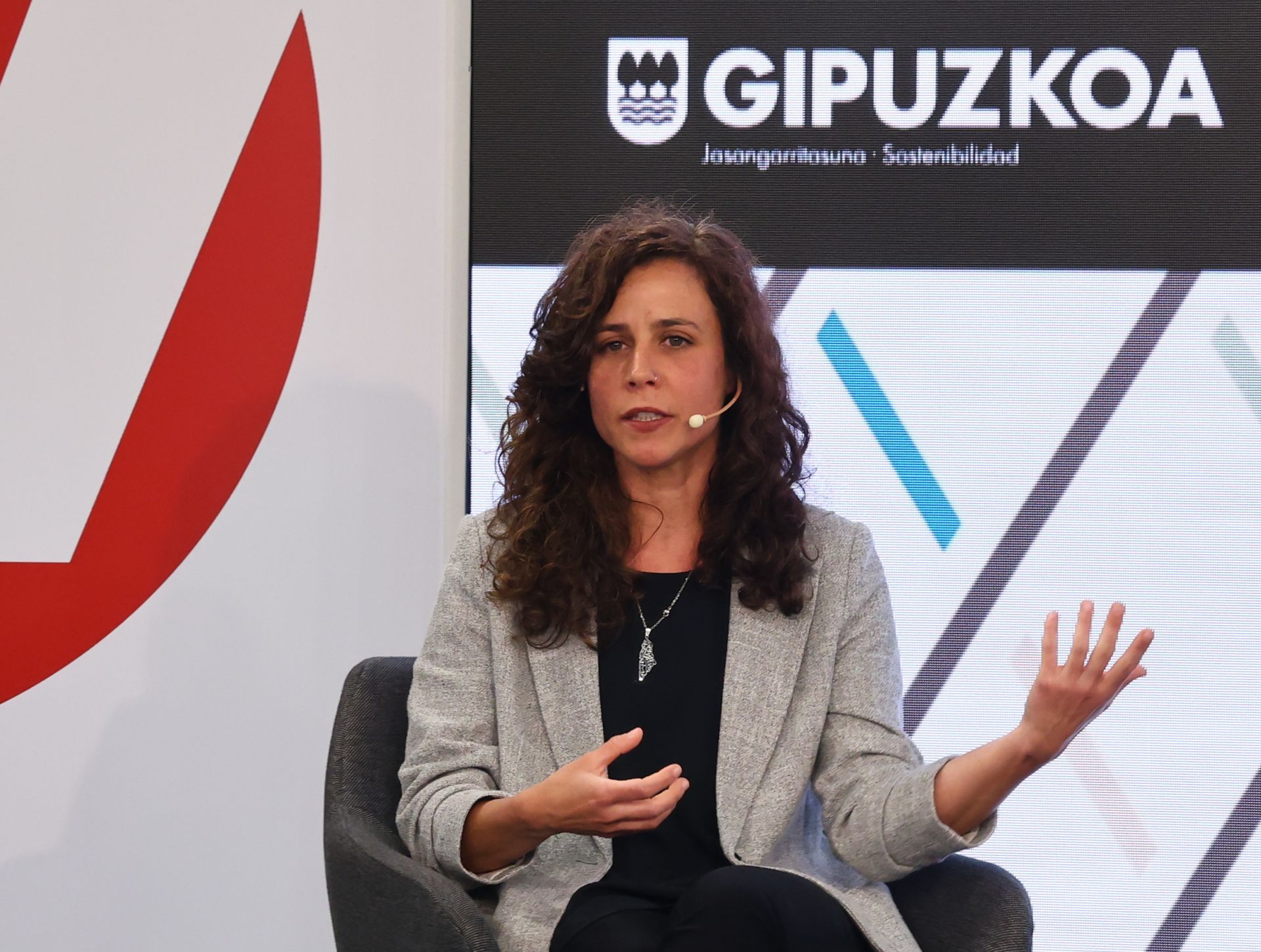 El Foro de Moda Sostenible en DV Gunea, en imágenes