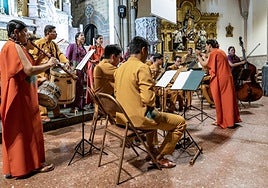 El Ensamble Moxos actuará este domingo en Hondarribia y el día 17 en Irun.