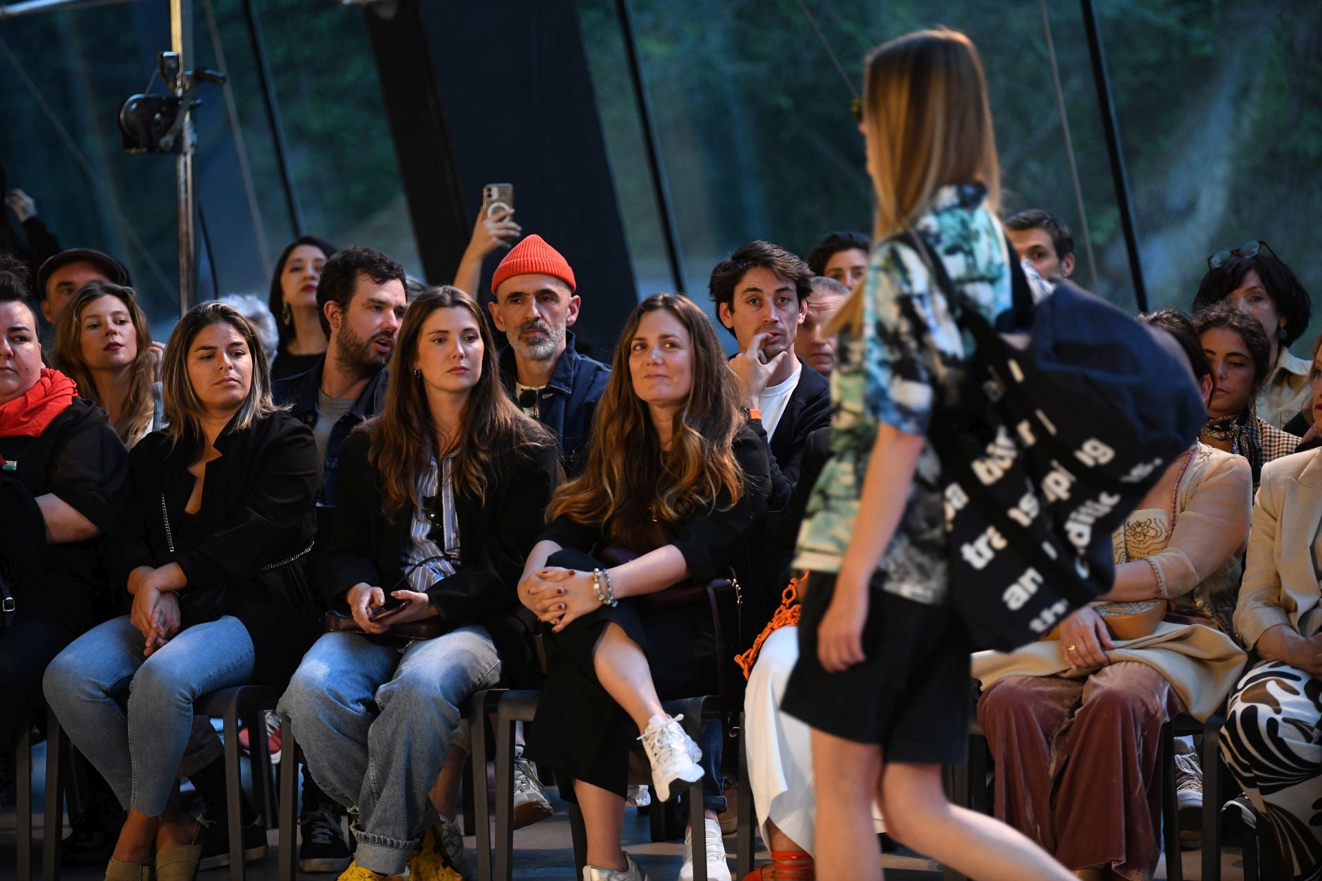 Desfile de Loreak Mendian en Balenciaga