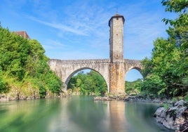 El puente medieval de Orthez.