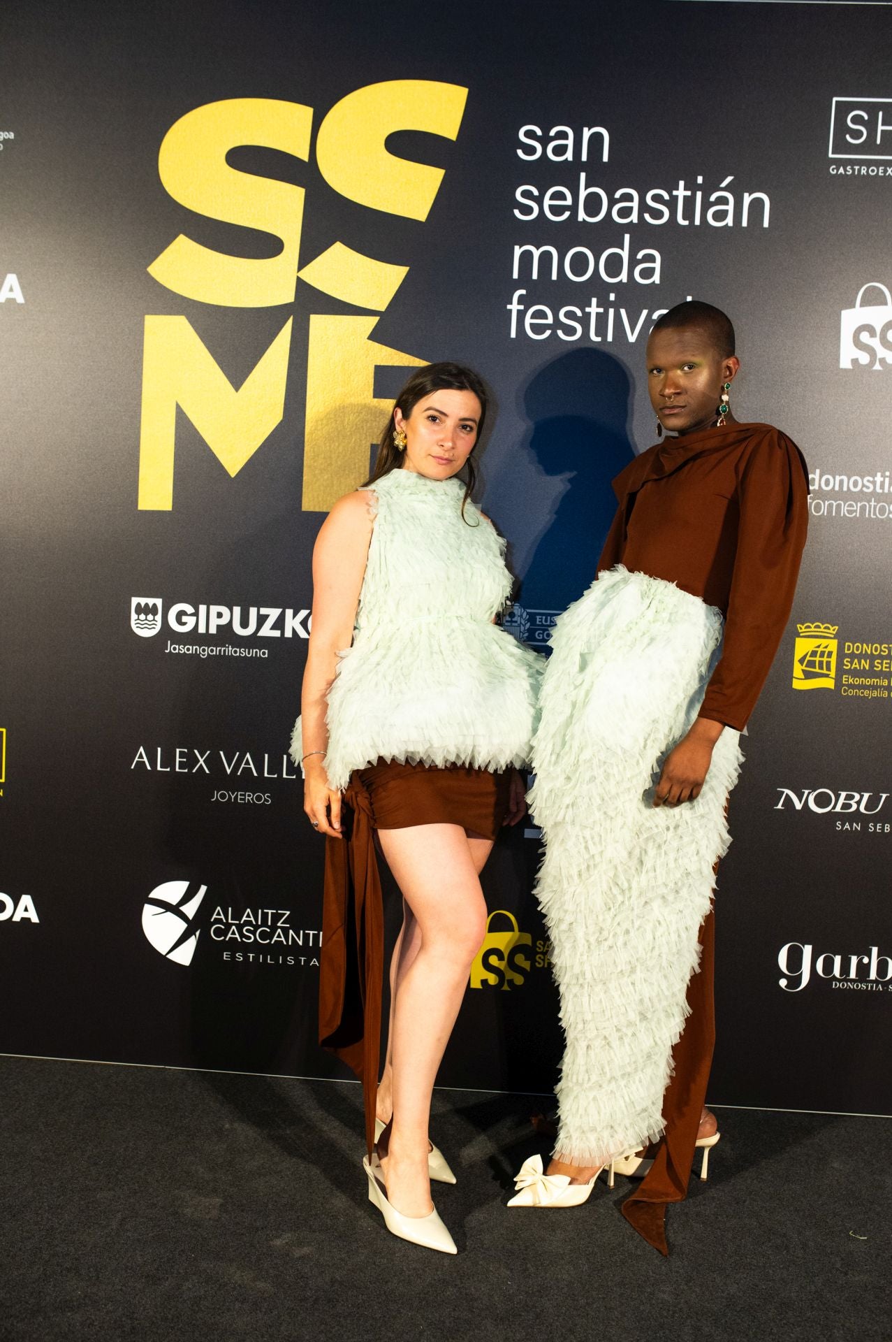 Diversión en el photocall de Loreak Mendian