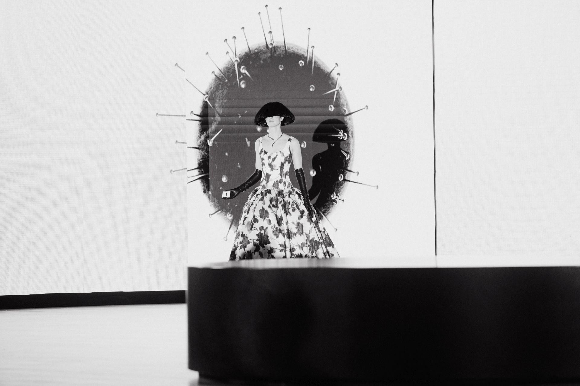 Ze García deslumbra en Balenciaga
