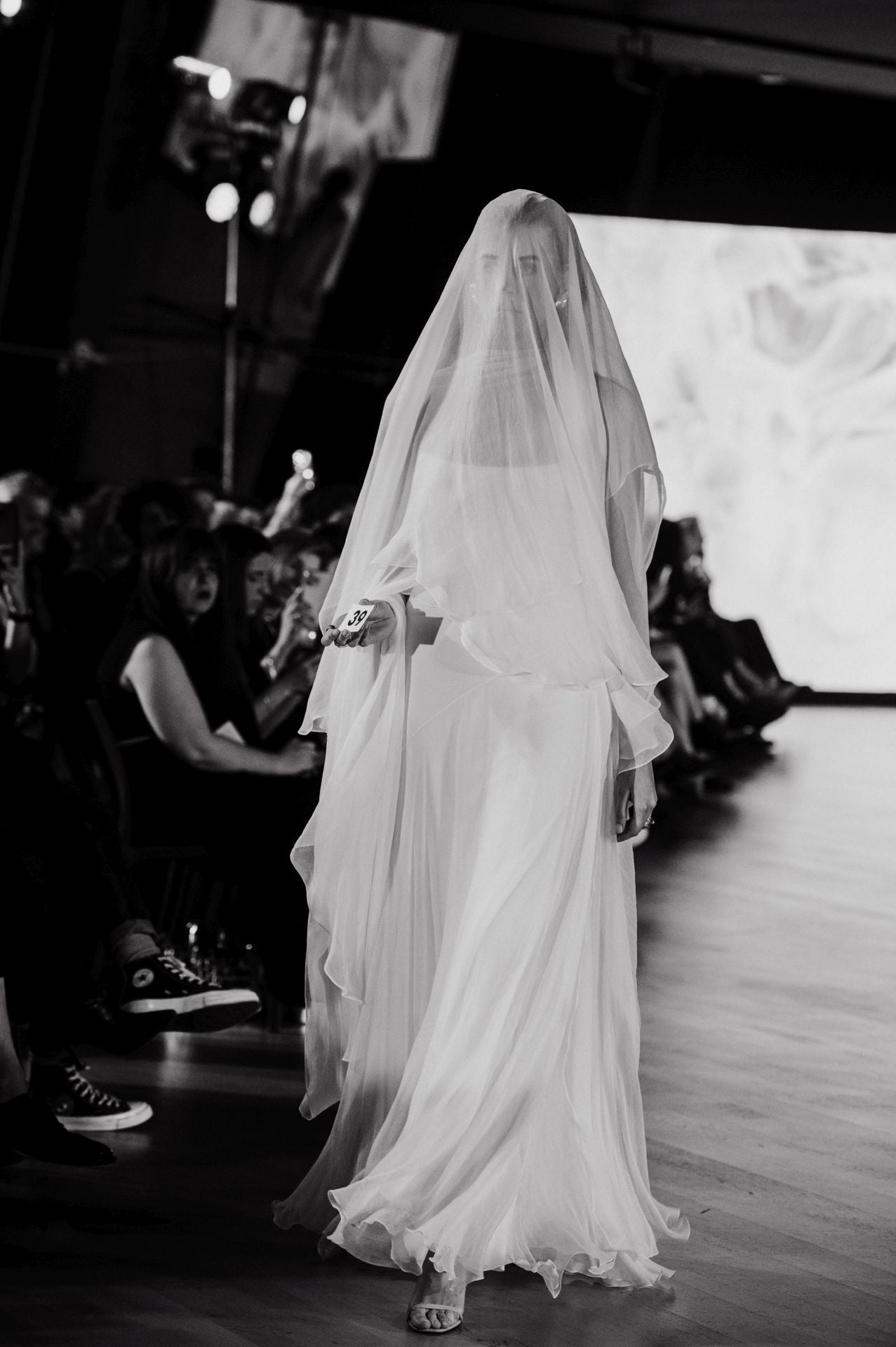 Ze García deslumbra en Balenciaga