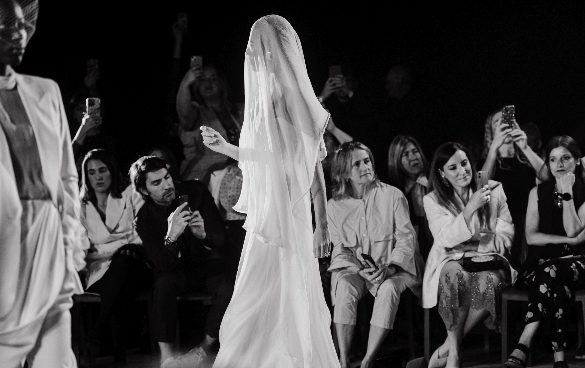 Ze García deslumbra en Balenciaga