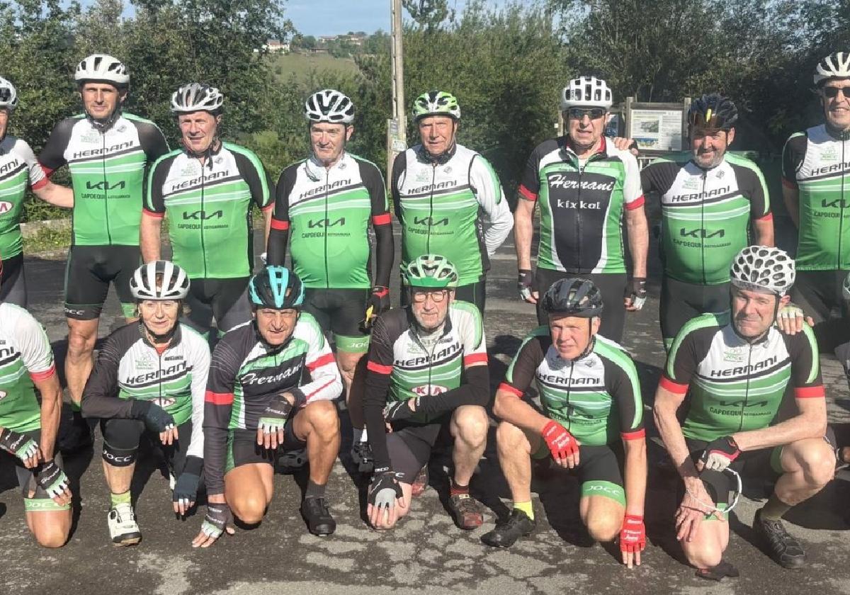 Los cicloturistas acuden este domingo a Lasao
