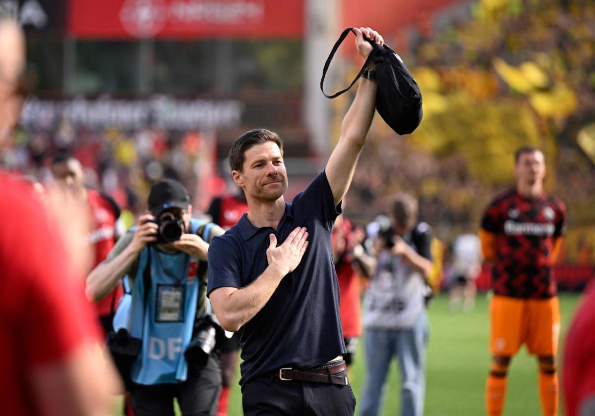 Xabi Alonso agradece el apoyo a su afición.