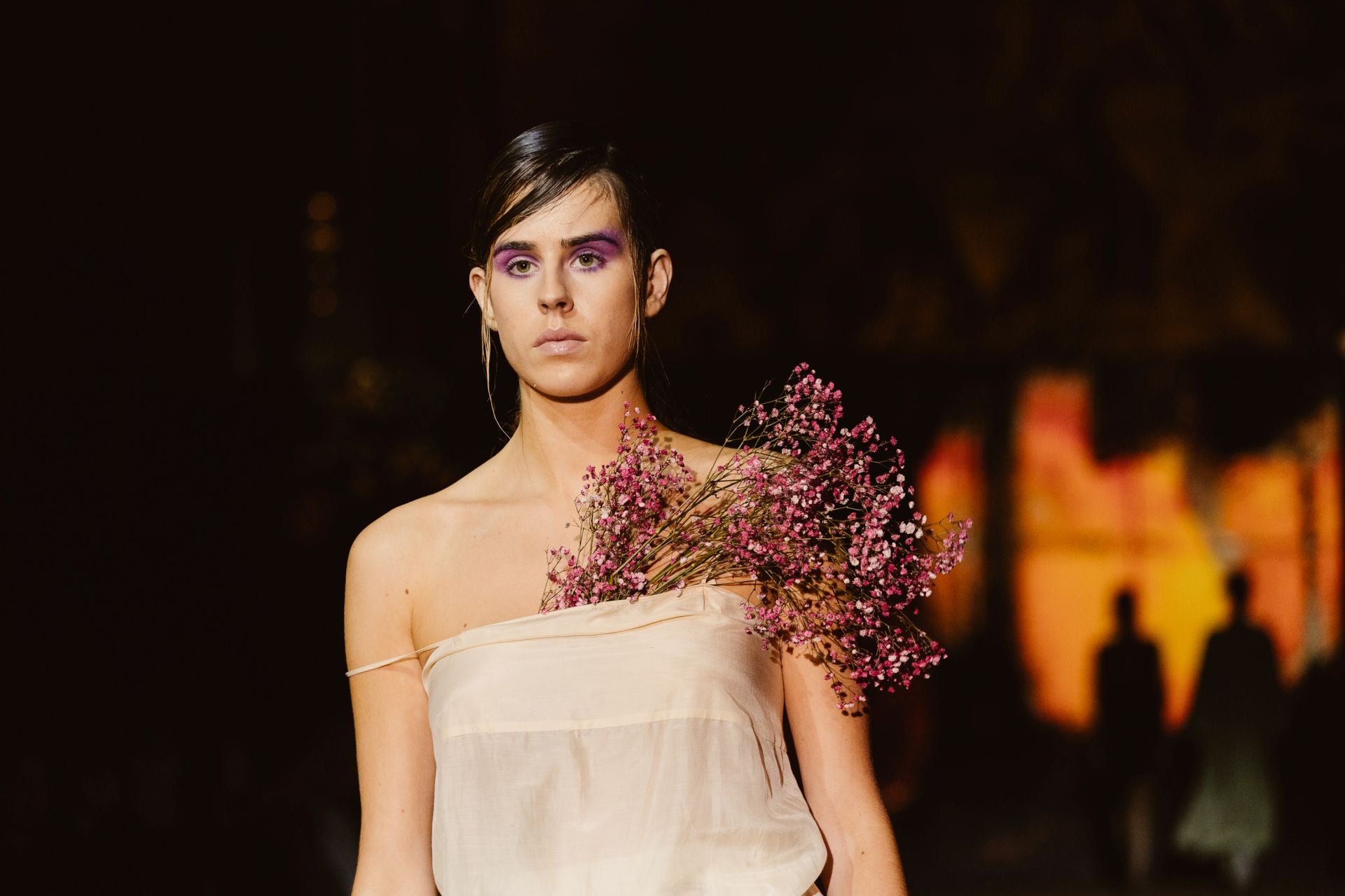 Desfile de Noventa Grados en San Telmo