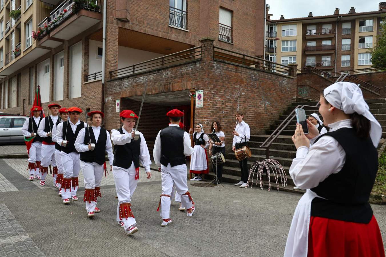 Gran fiesta de Dantzari Astea en Hernani