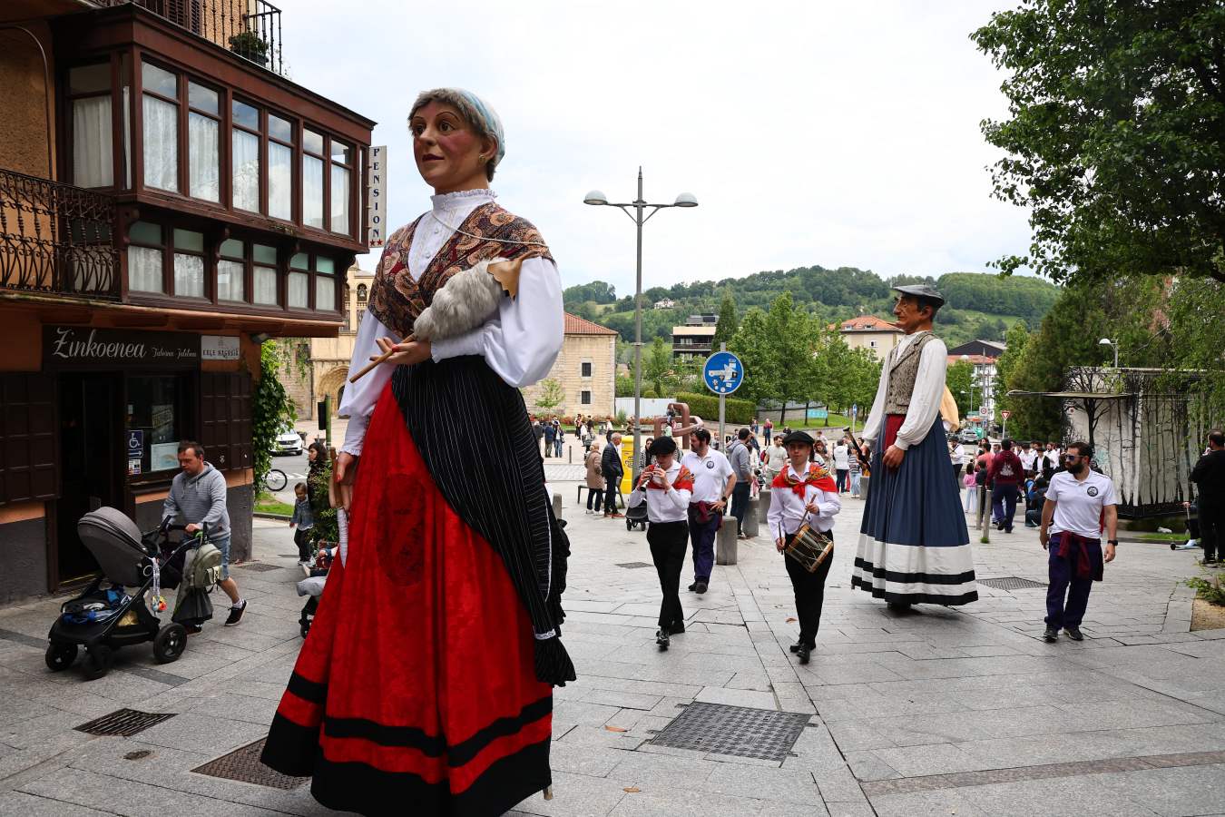 Gran fiesta de Dantzari Astea en Hernani