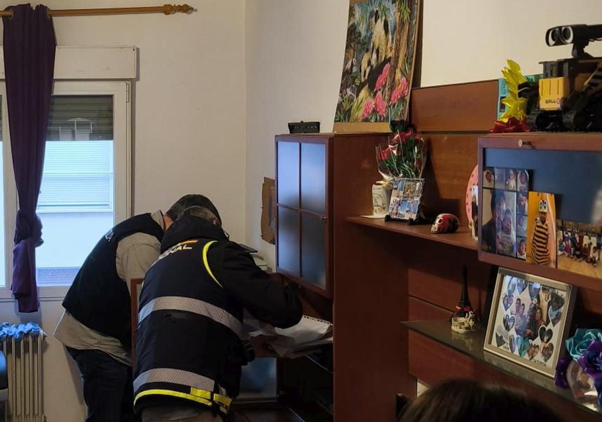 Imagen principal - Detenido en Idiazabal un empresario riojano por explotar a extranjeros sin papeles