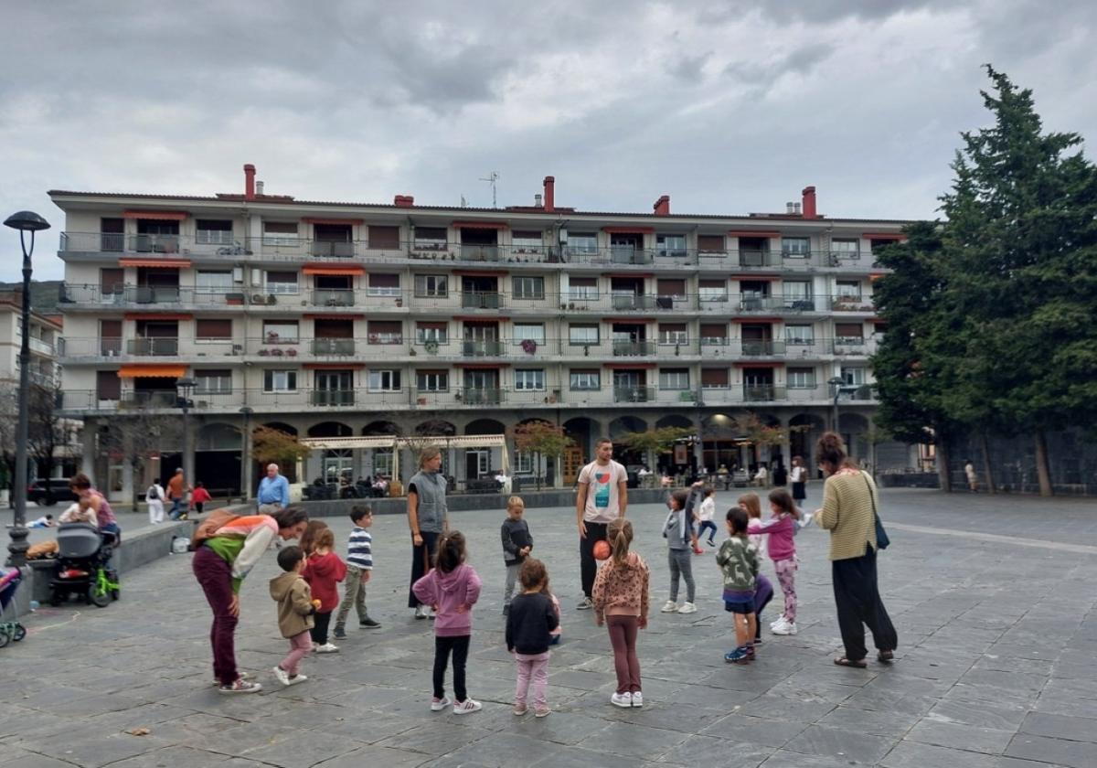 Segunda cita del programa Parketarrak para niños, este martes en Goikoplaza
