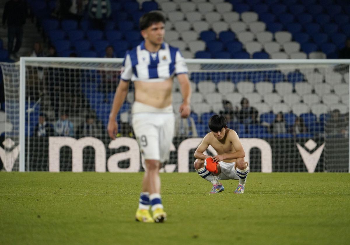 Kubo, de los mejores ayer en el Reale Arena, con la mirada perdida al acabar el partido ante el Celta.