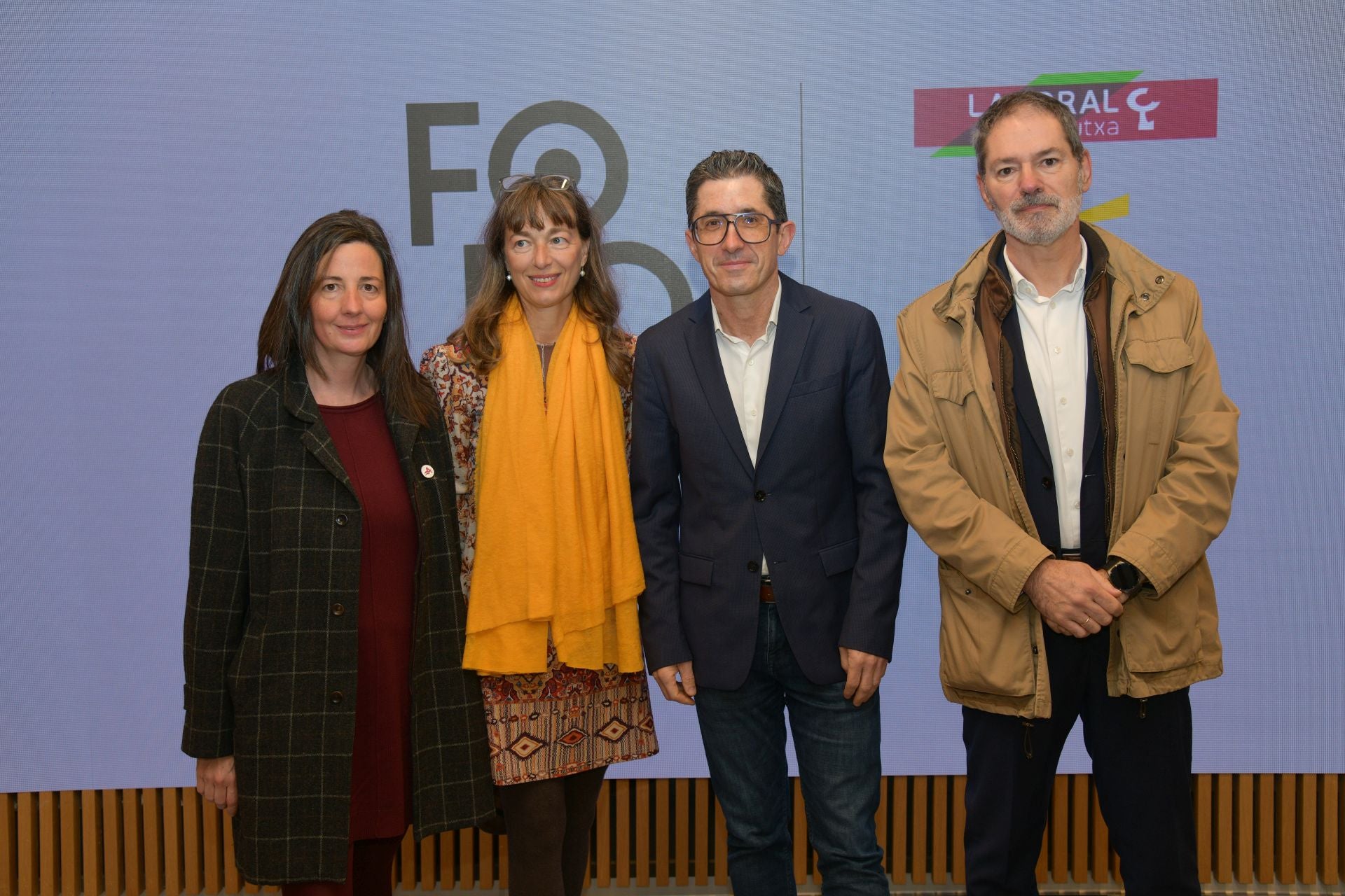 Nerea Ibáñez (presidente de Aspegi), Patricia Casado, Joxe Mari Aizeaga (director general del Basque Culinary Center) y Mikel Larrea (director de comunicación corporativa de Eroski).